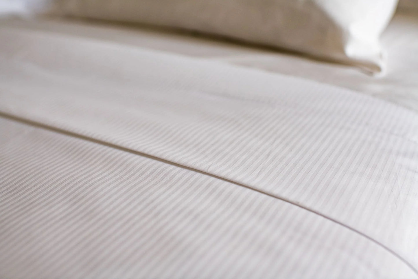 TM Decorative Top Sheet, T250, Satin Stripe